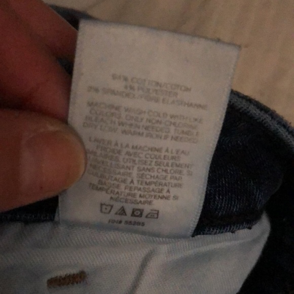 Express size 12 midrise dark blue Jean shorts frayed hem - Picture 7 of 10